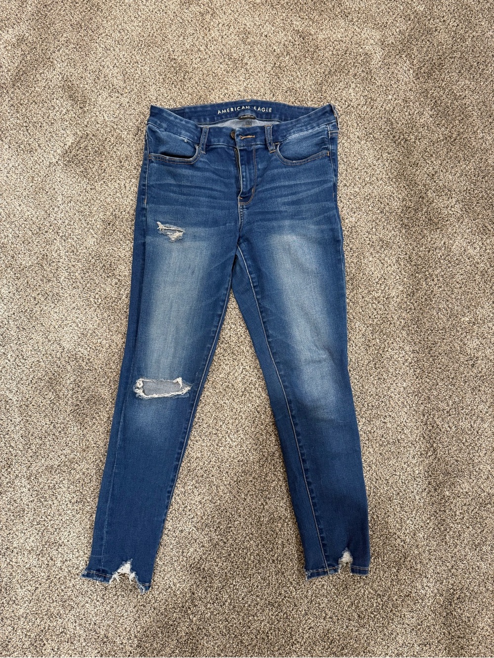 American Eagle Outfitters Women's Medium Blue Ripped Skinny Jeans